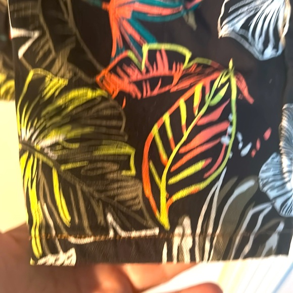 Love & Legend black stretch denim with tropical print - worn 2 - 3 times at most - Picture 4 of 11